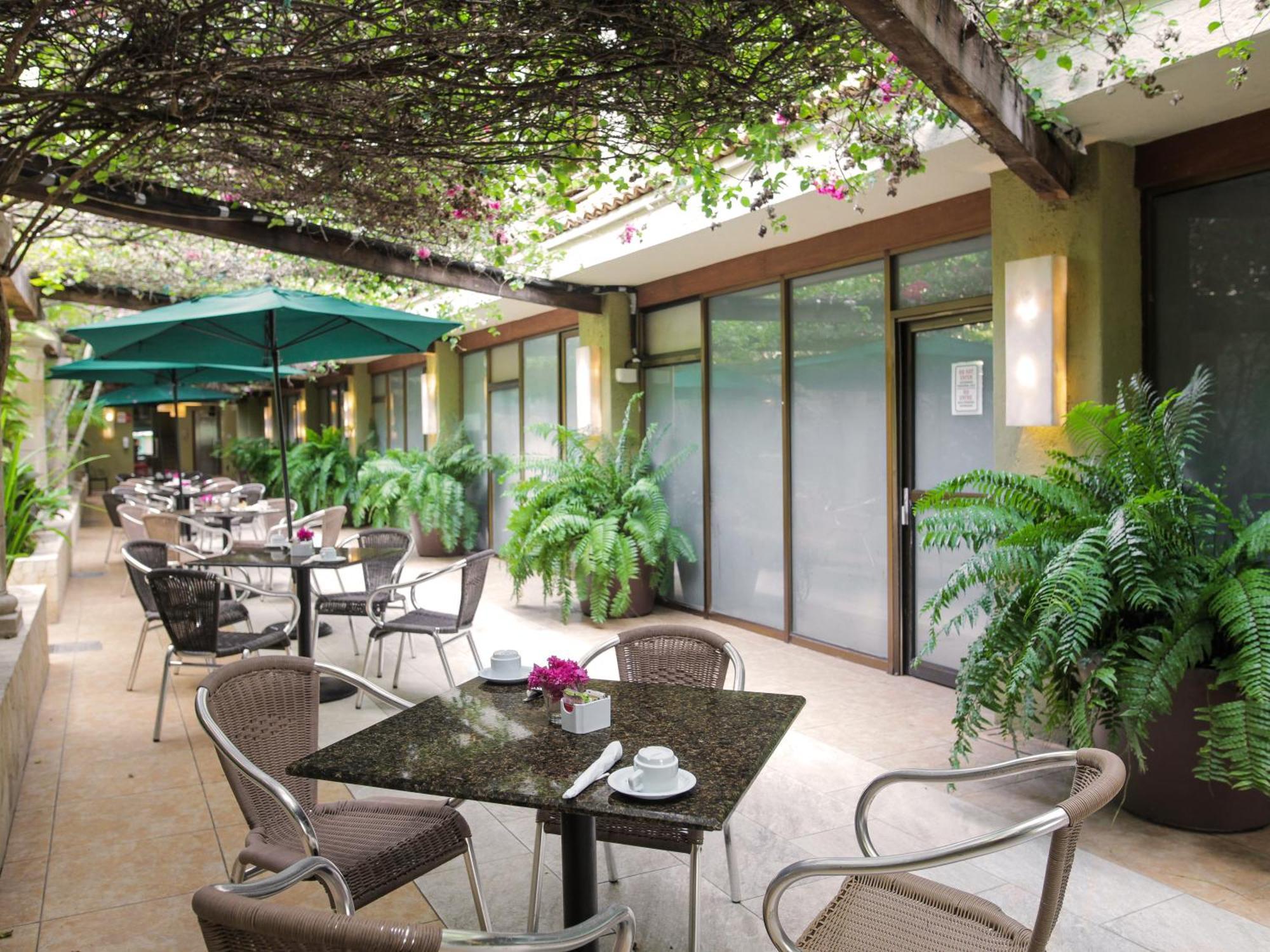 Suites Colonial 코수멜 외부 사진