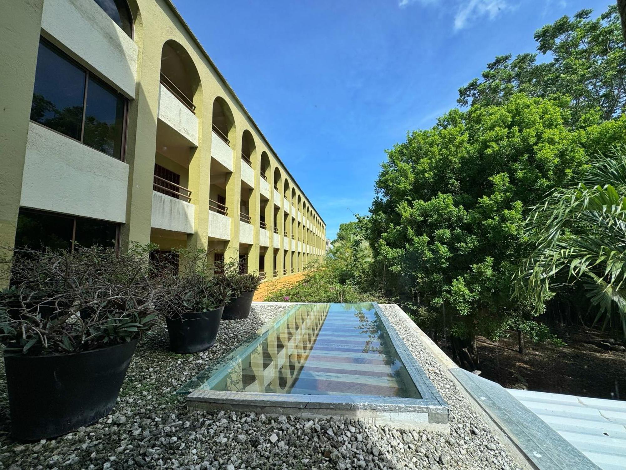 Suites Colonial 코수멜 외부 사진